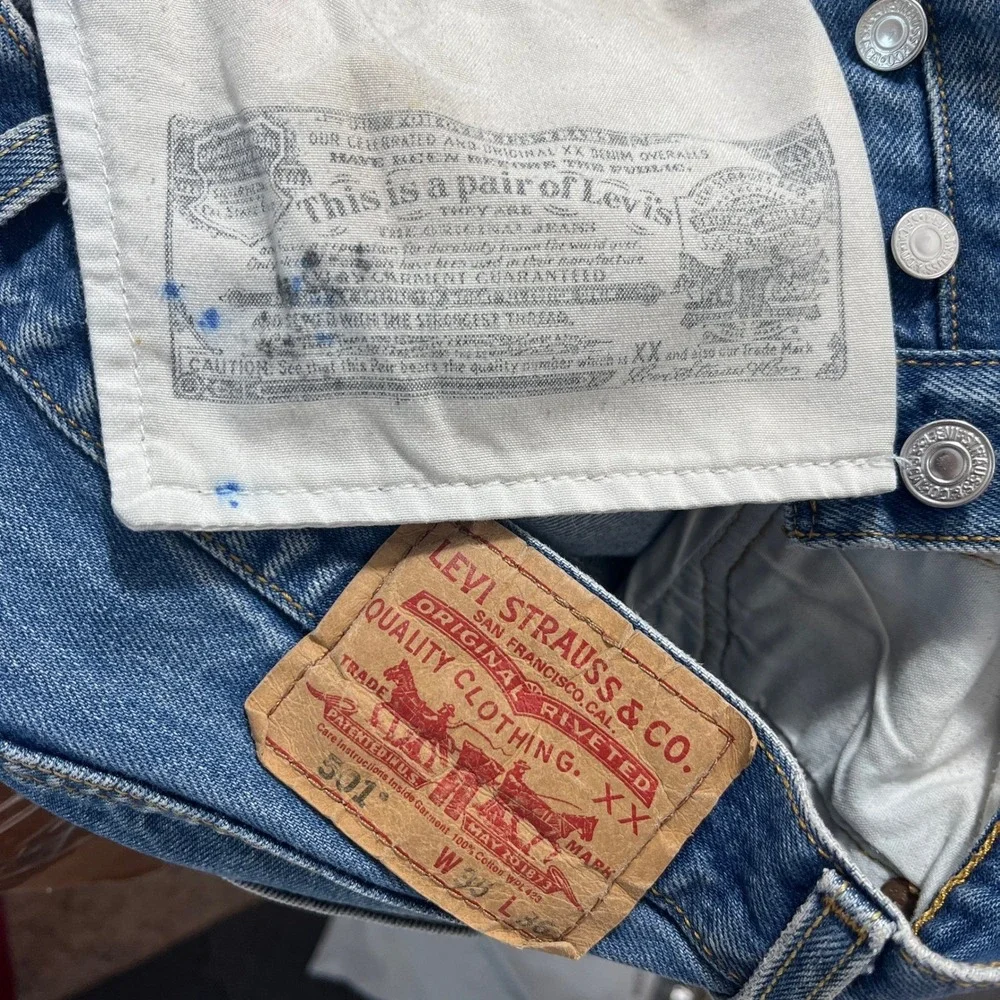 Vintage Y2K Levis 5150